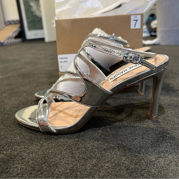 Steve Madden Gracia Sandal - Picture 4 of 5